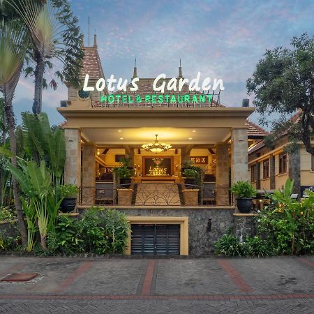 Lotus Garden Hotel Kediri  Eksteriør billede